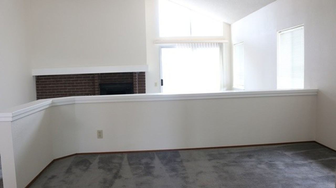 3591 Woodley Dr - Photo 5 of 26