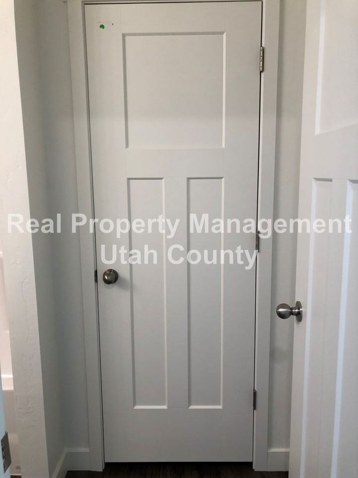 8187 N Broken Spoke Ln - Photo 3 of 19