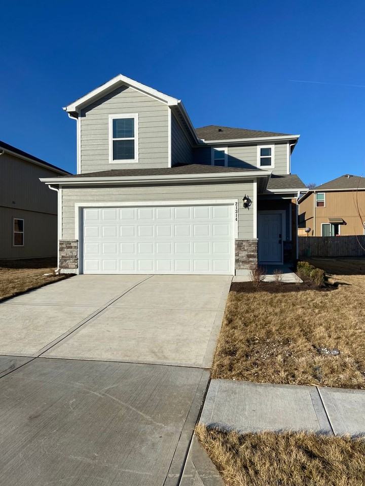 21314 W 215th Pl - Photo 3 of 23