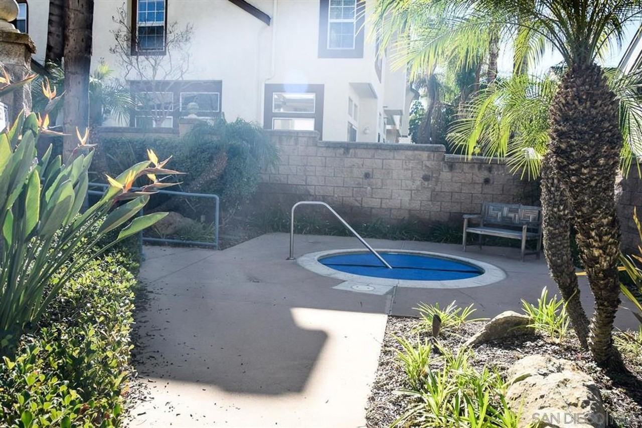 11890 Cypress Canyon Rd - Photo 6 of 28