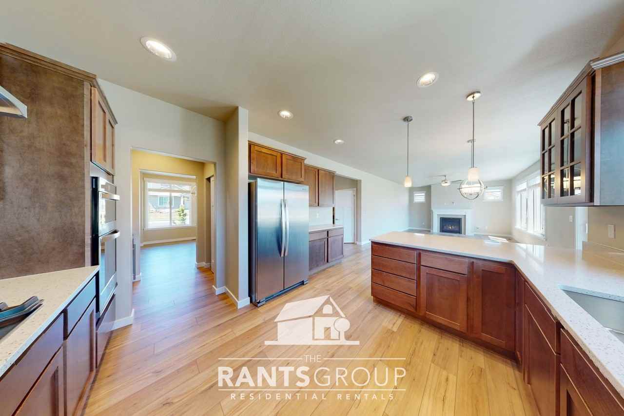 9733 7th Way Se - Photo 5 of 25