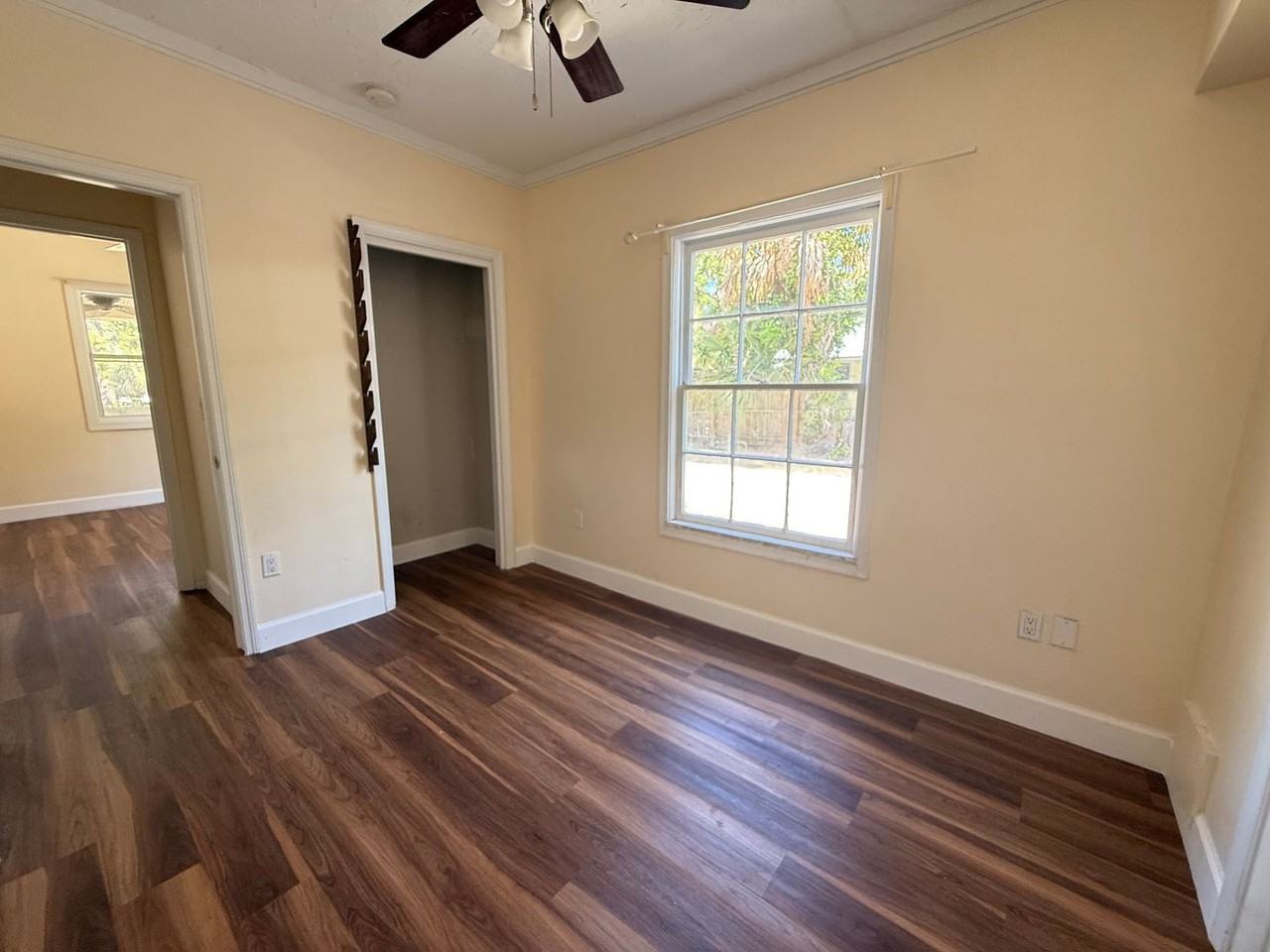 3817 Rilma Ave - Photo 7 of 22