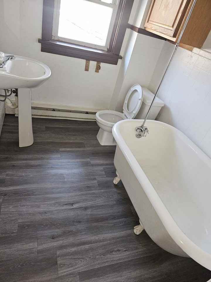 1720 Wayne St - Photo 6 of 7