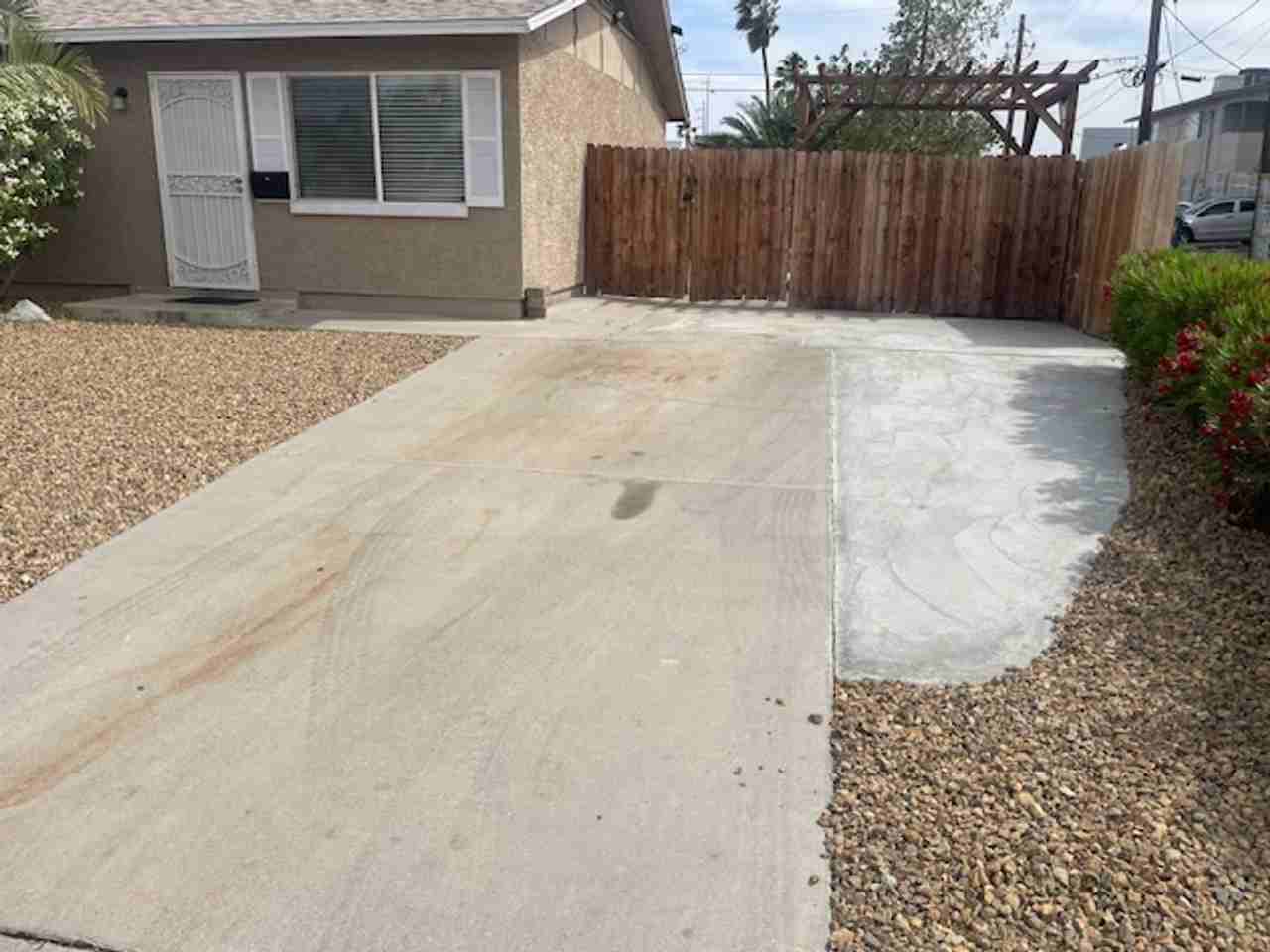 6301 Casada Way - Photo 3 of 26