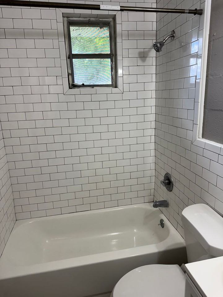 1325 Spellman Ave - Photo 3 of 11