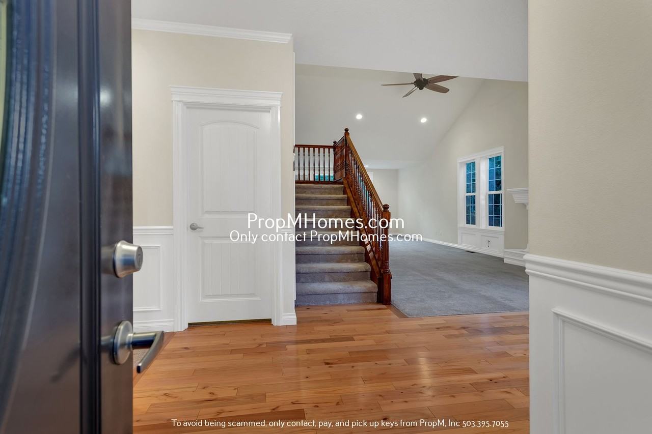 18683 Heskett Ct - Photo 2 of 27