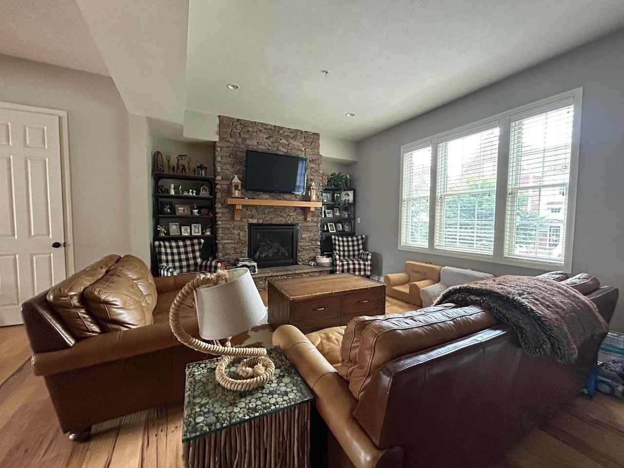 226 College Ave - Photo 2 of 31