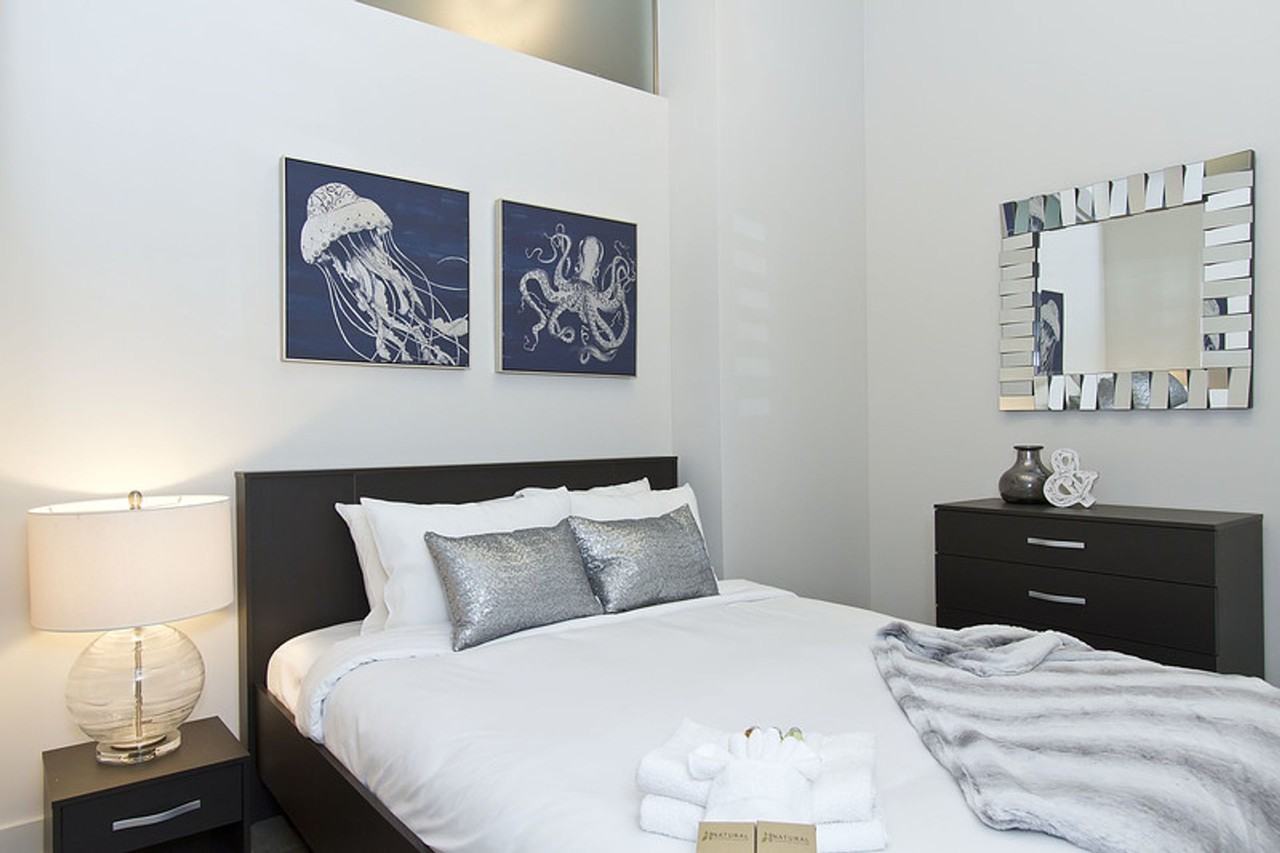 1755 N Damen - Photo 6 of 9