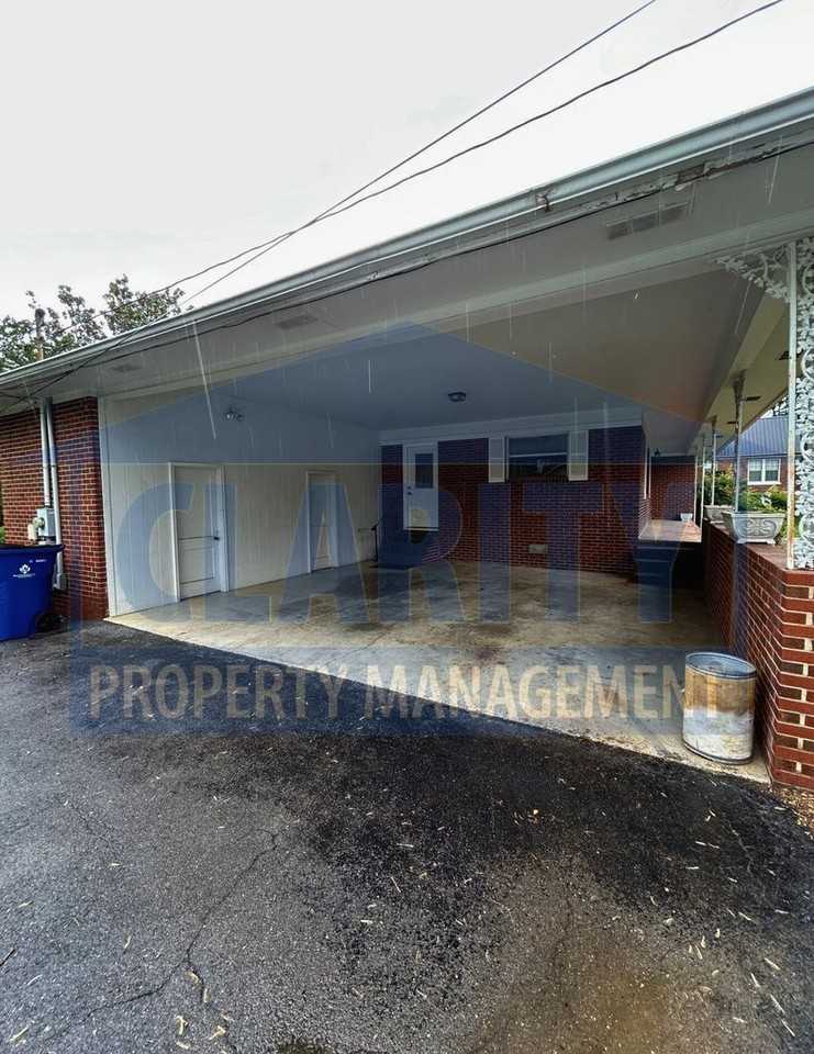 4035 N Ocoee St - Photo 6 of 23