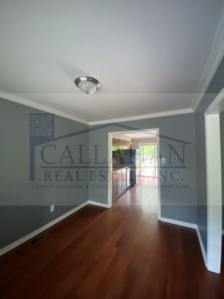 2811 Fox Glenn St - Photo 6 of 48