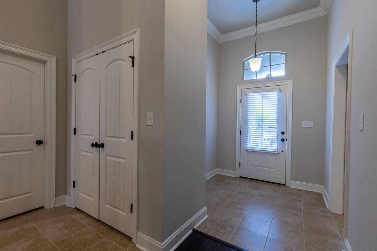 660 Turquoise Dr - Photo 2 of 17