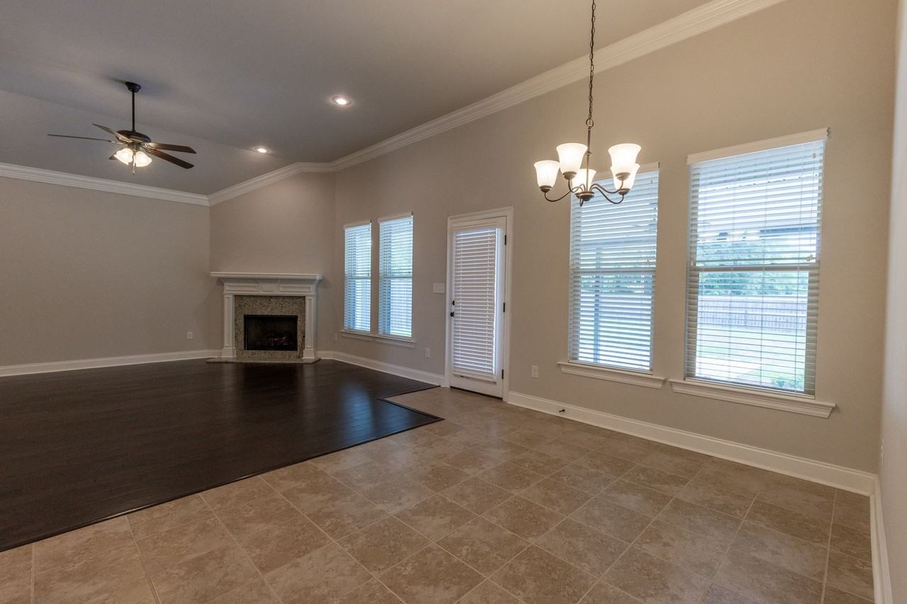 660 Turquoise Dr - Photo 4 of 17