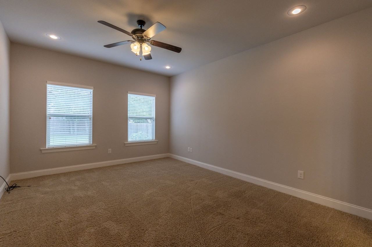 660 Turquoise Dr - Photo 7 of 17