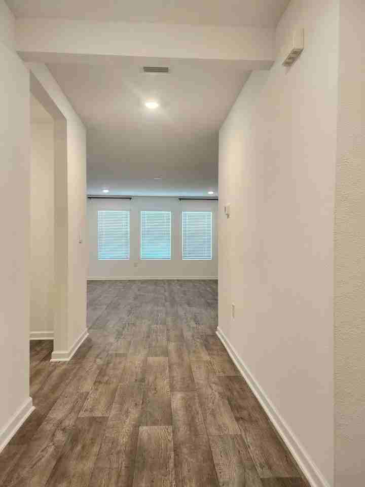 7020 Abigail St - Photo 7 of 50