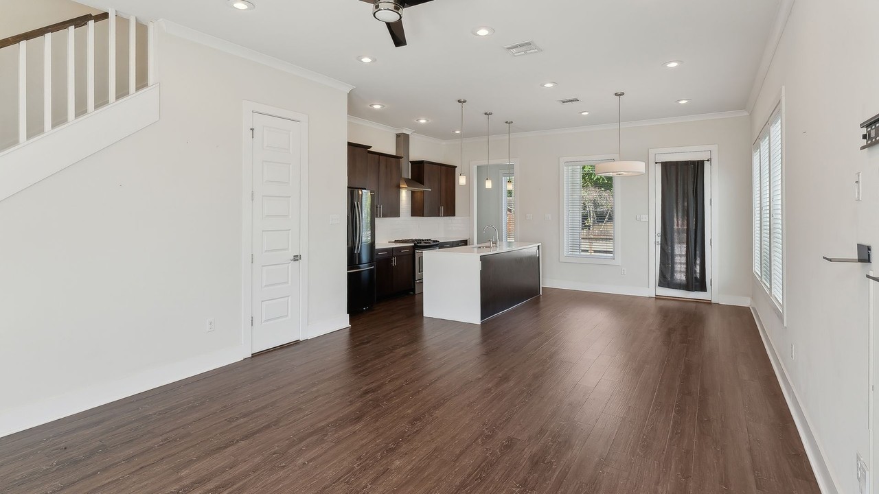 7112 Kodiak Dr - Photo 5 of 12