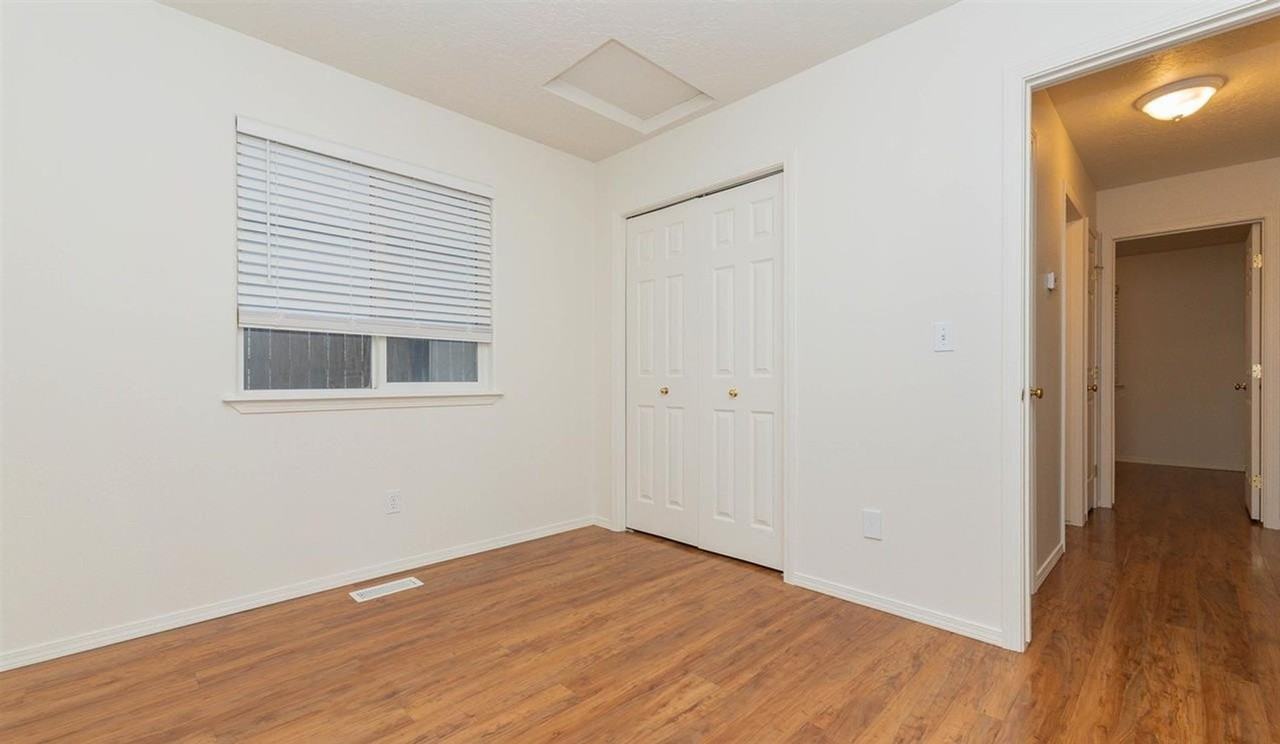 7034 E Canterbury Ln - Photo 4 of 26