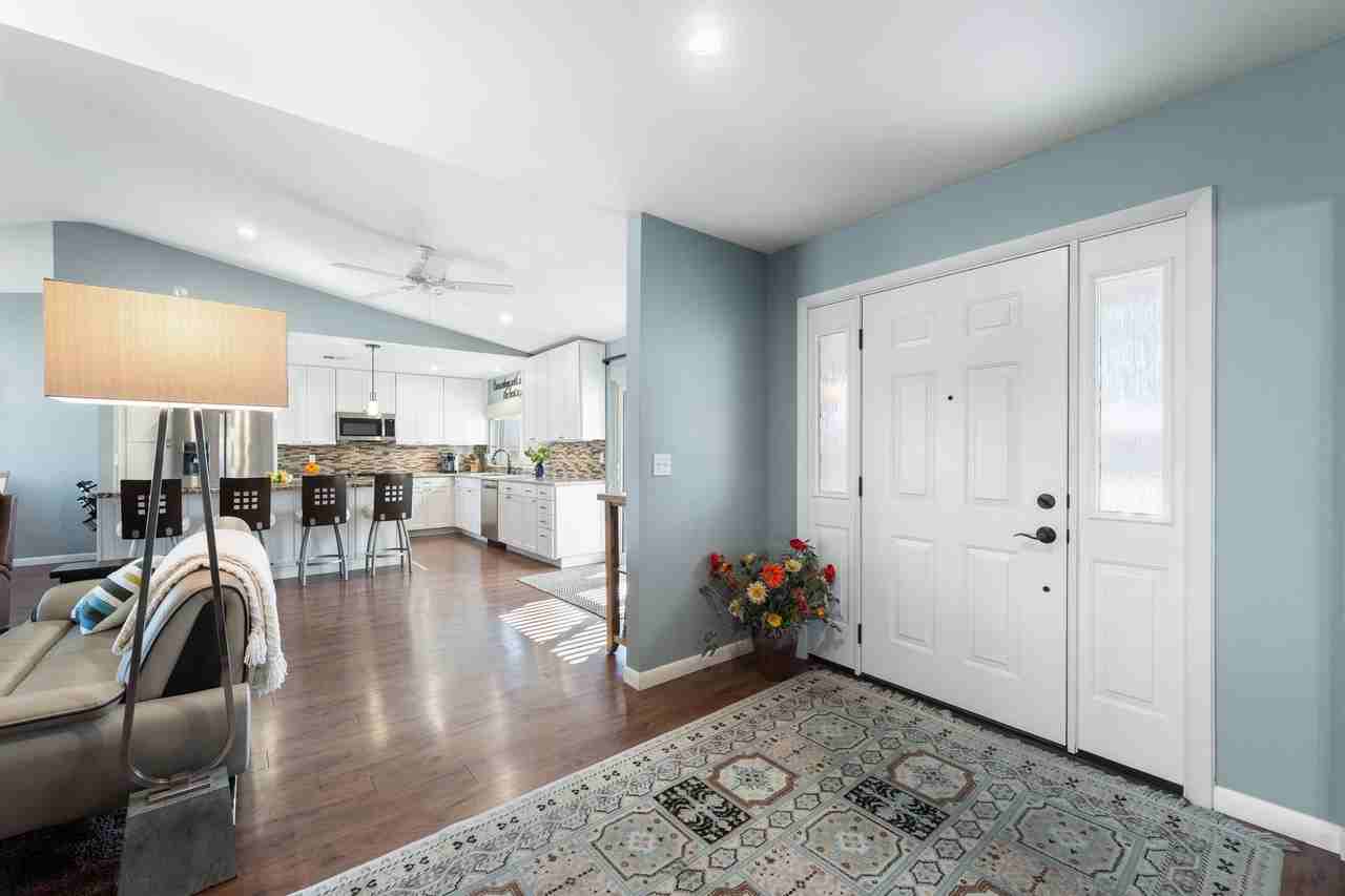 1222 Leisure World - Photo 4 of 28