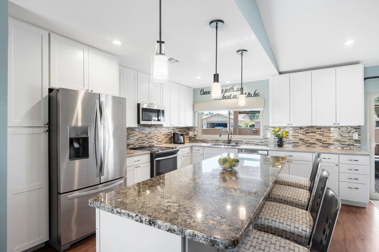 1222 Leisure World - Photo 5 of 28