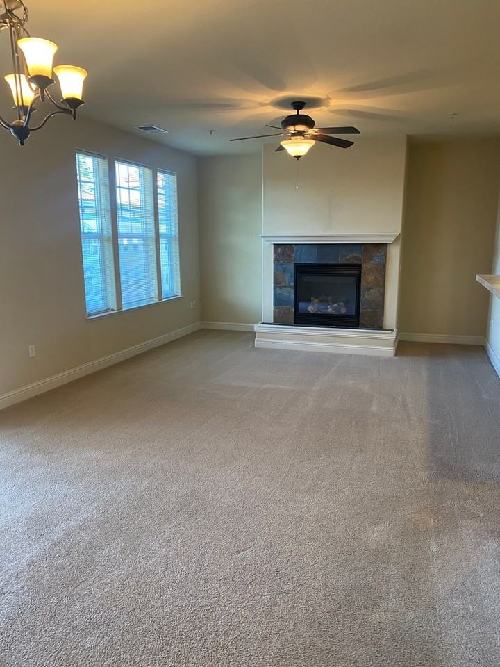 202 Johnson St - Photo 2 of 8