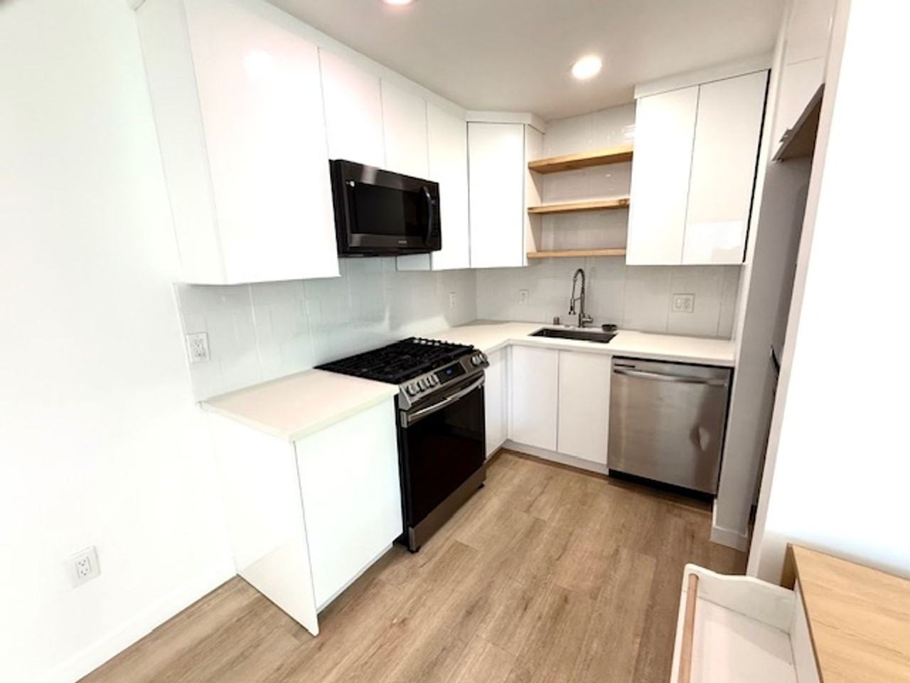 4709 Maybank Ave - Photo 6 of 15