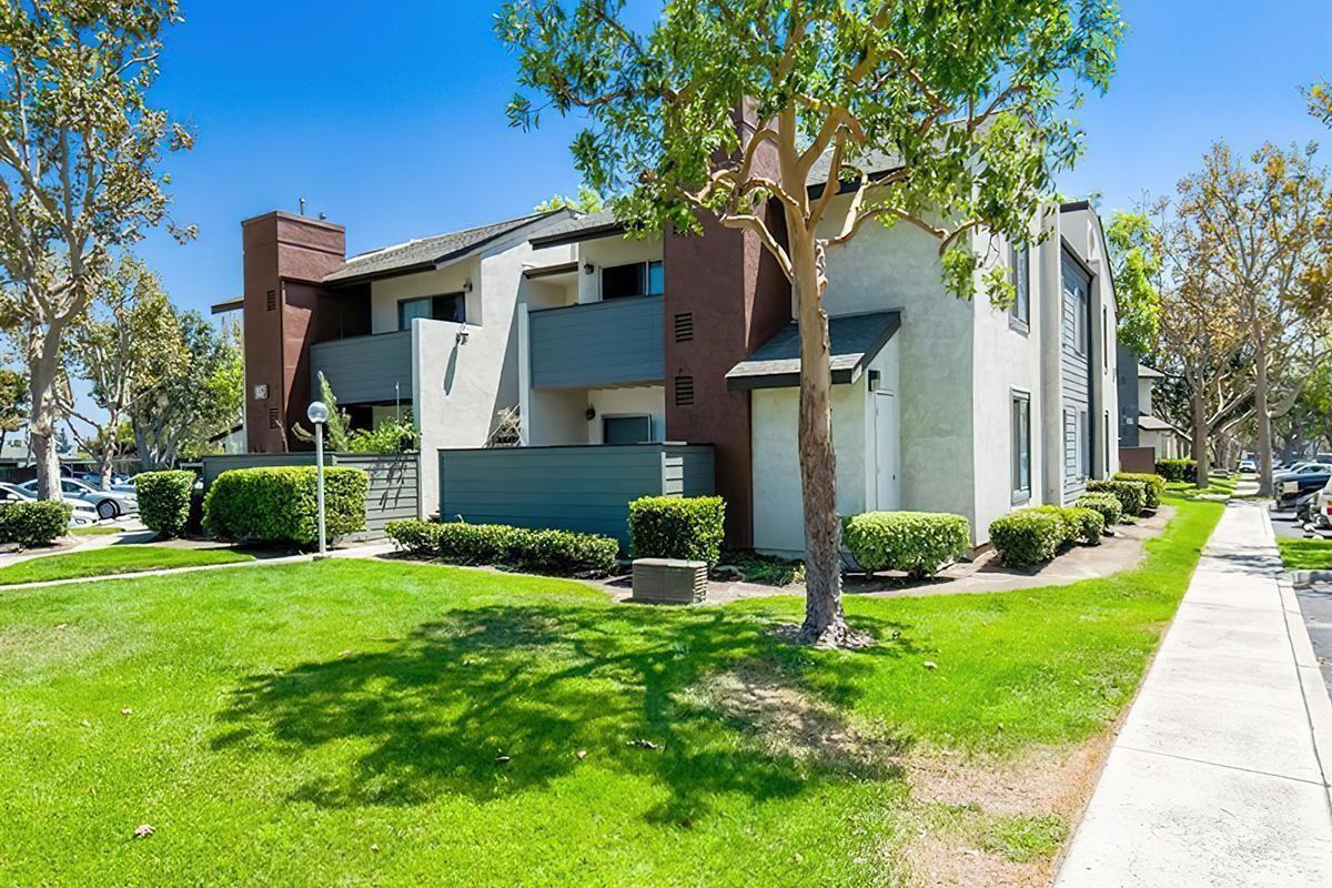 1675 E G St - Photo 6 of 19