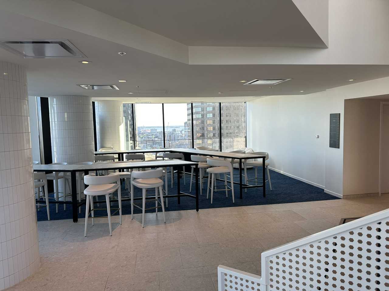 1250 Rue Jeanne-Mance #5620 - Photo 2 of 20