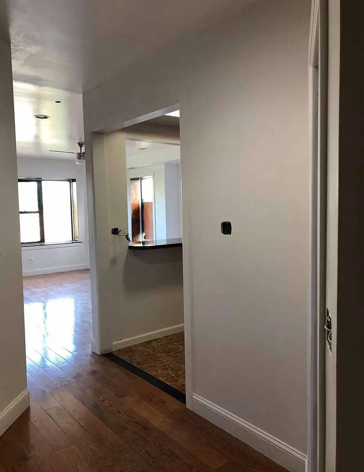 6212 South Campbell Avenue #1W - Photo 3 of 12