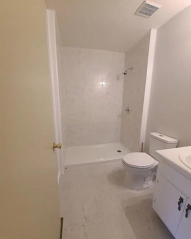 110 Melanie Ln Apt A - Photo 5 of 10