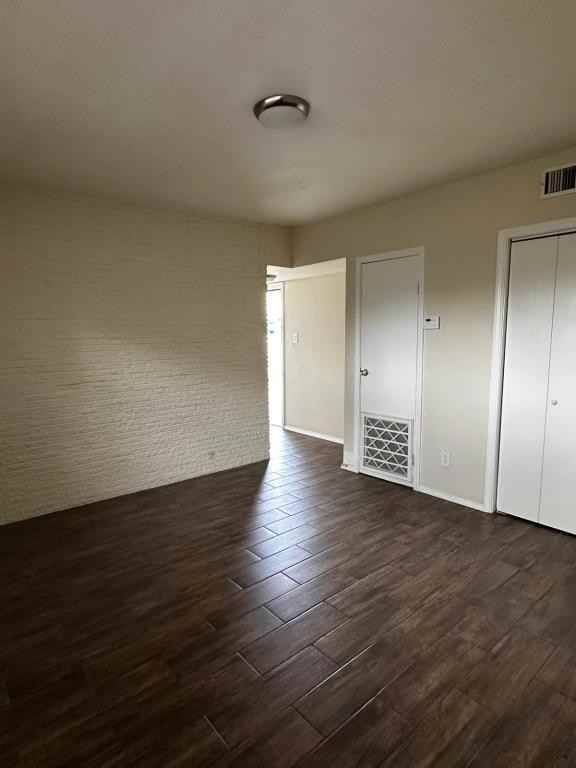 802C S Texas Blvd - Photo 3 of 9