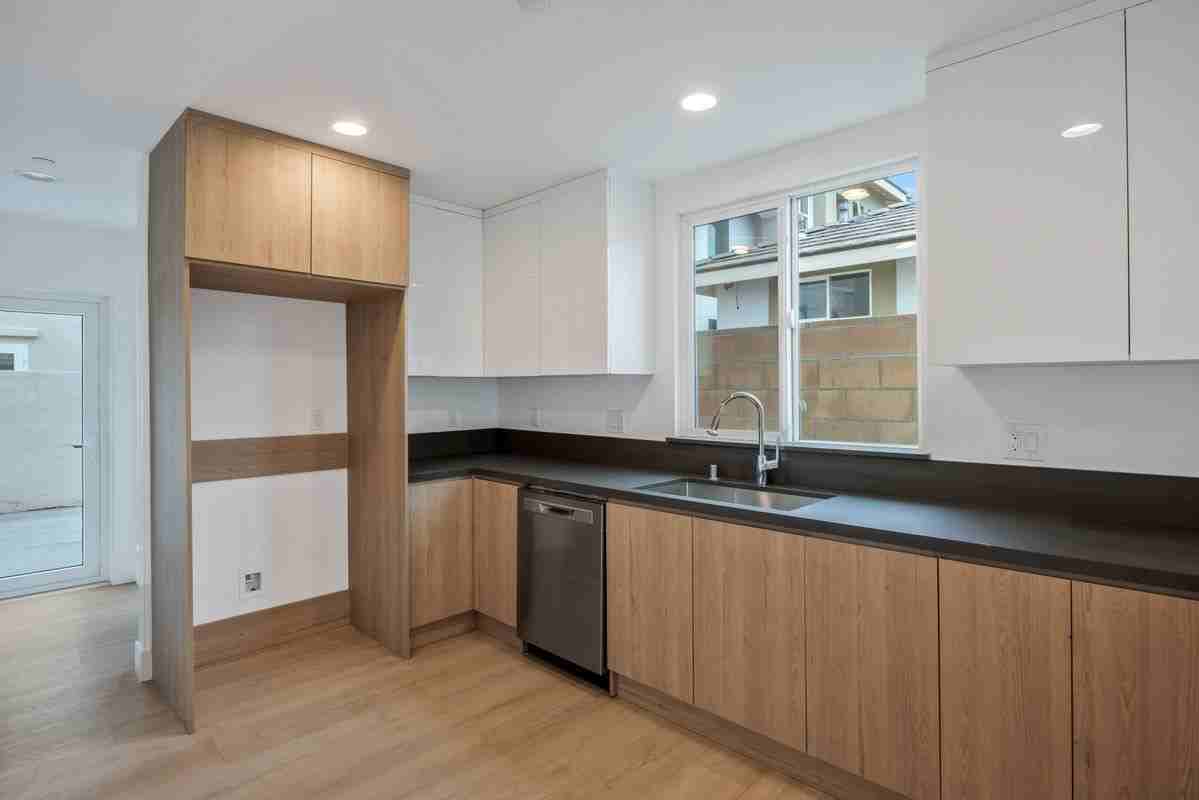 12671 9th St - Photo 2 of 22