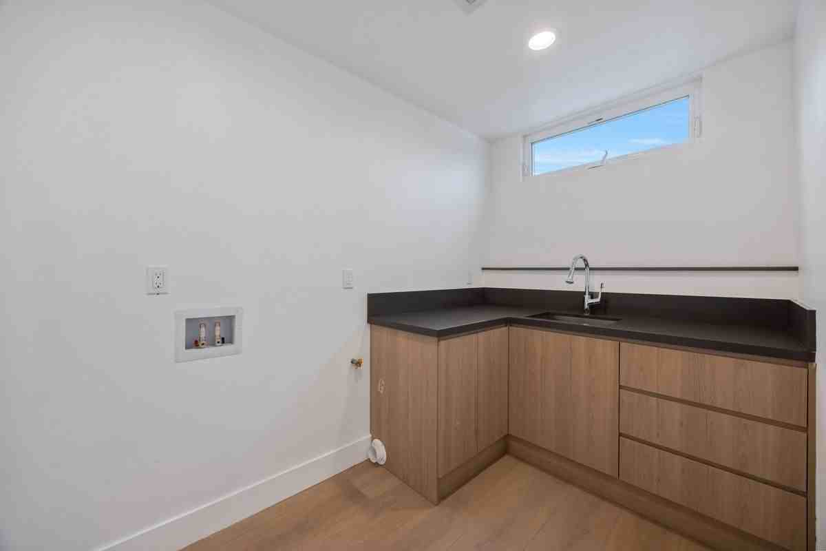 12671 9th St - Photo 7 of 22