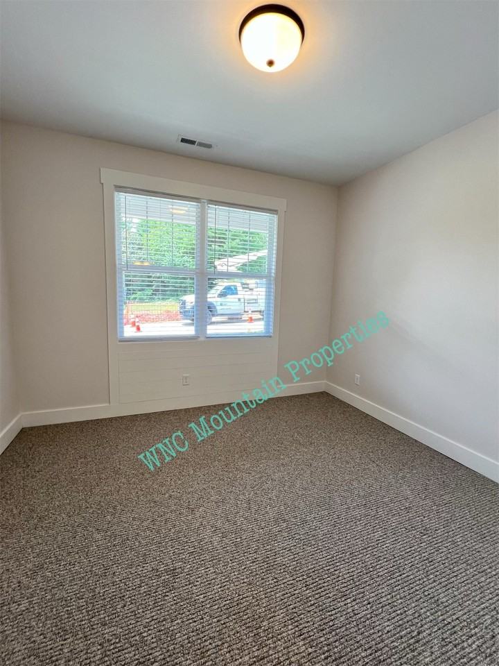 7 Heartleaf Cir #1 - Photo 2 of 19