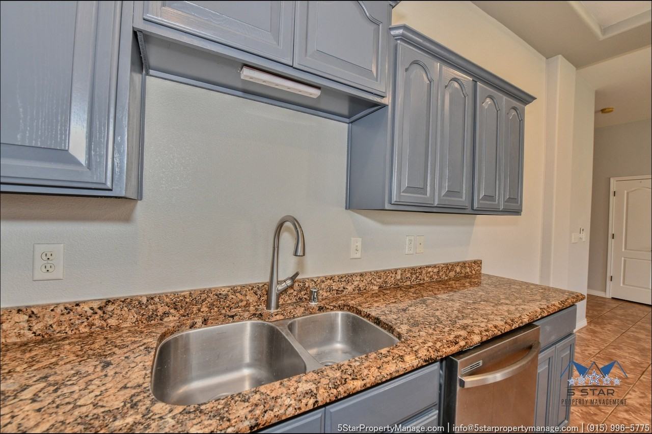 11651 Dos Palmas Dr #A - Photo 7 of 41