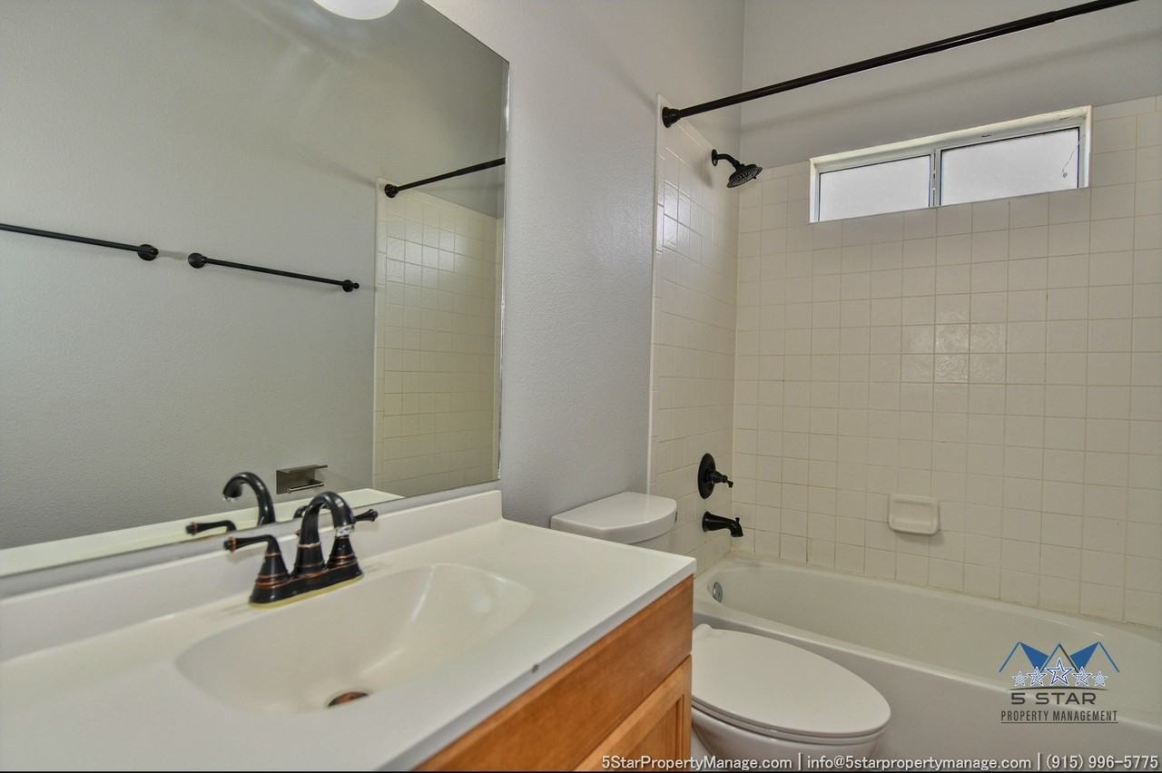 11651 Dos Palmas Dr #A - Photo 6 of 41