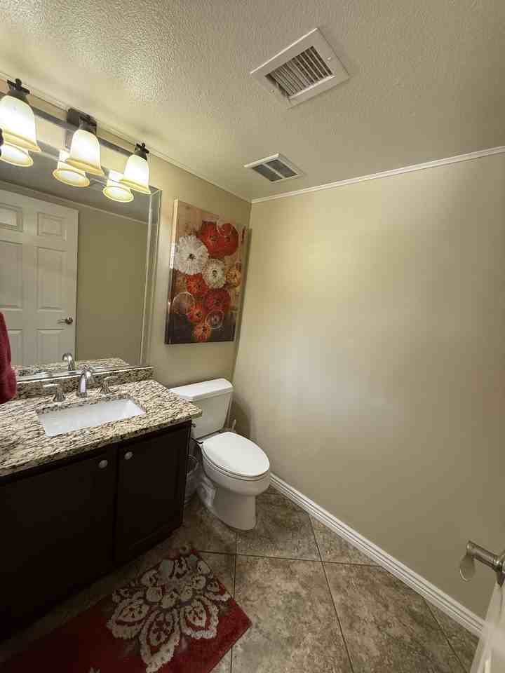 18882 North 77th Avenue - Photo 3 of 21