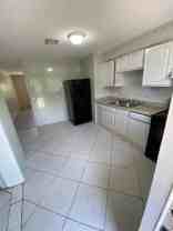 325 W Merritt Ave - Photo 1 of 1