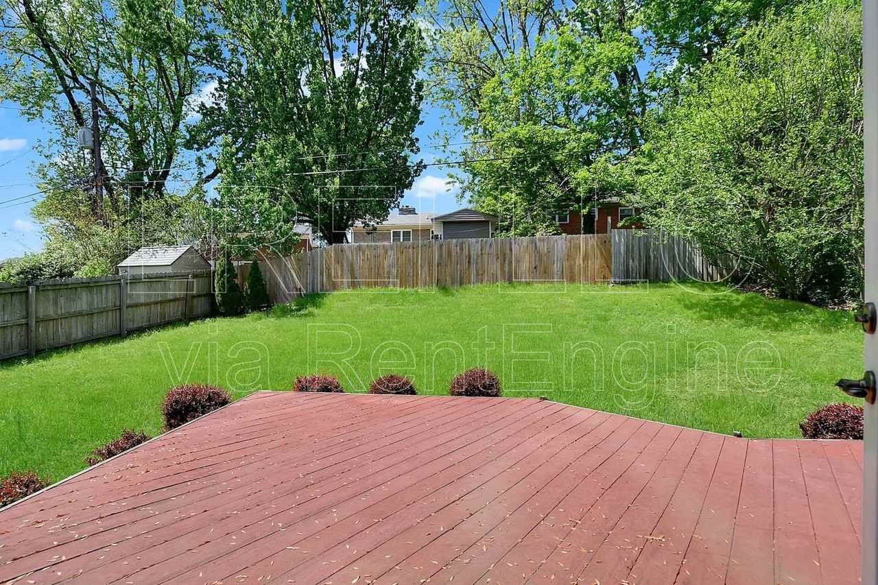 5358 Southdale Rd - Photo 2 of 21