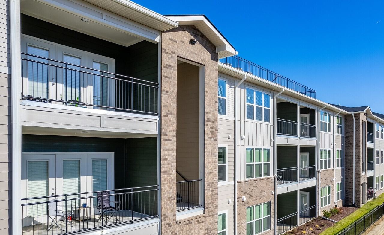 The 808 at Skyline Ridge - Photo 5 of 26