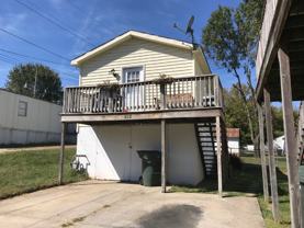 212 E Hillcrest Dr - Photo 1 of 1