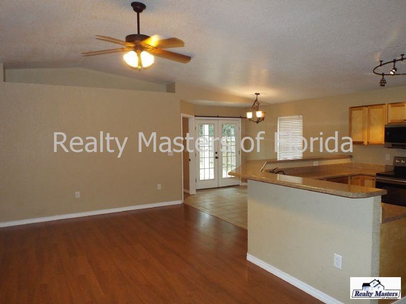 416 Bremen Ave - Photo 2 of 21