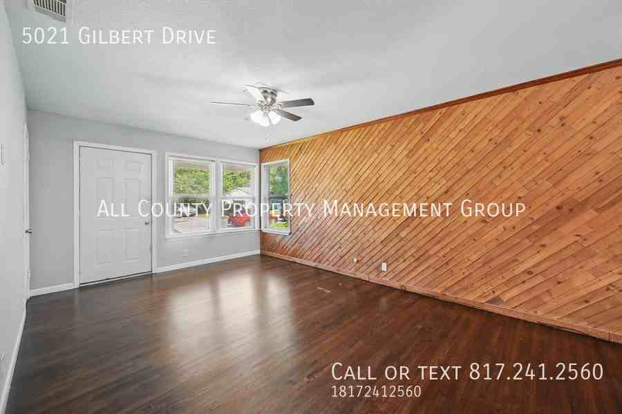 5021 Gilbert Dr - Photo 3 of 18