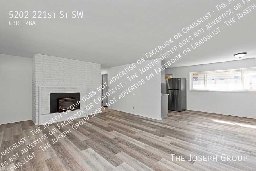 5202 221st St Sw - Photo 3 of 41