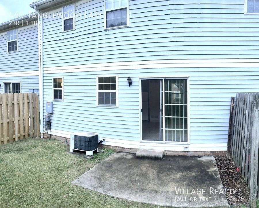 460 Tanglewood Ln - Photo 2 of 19