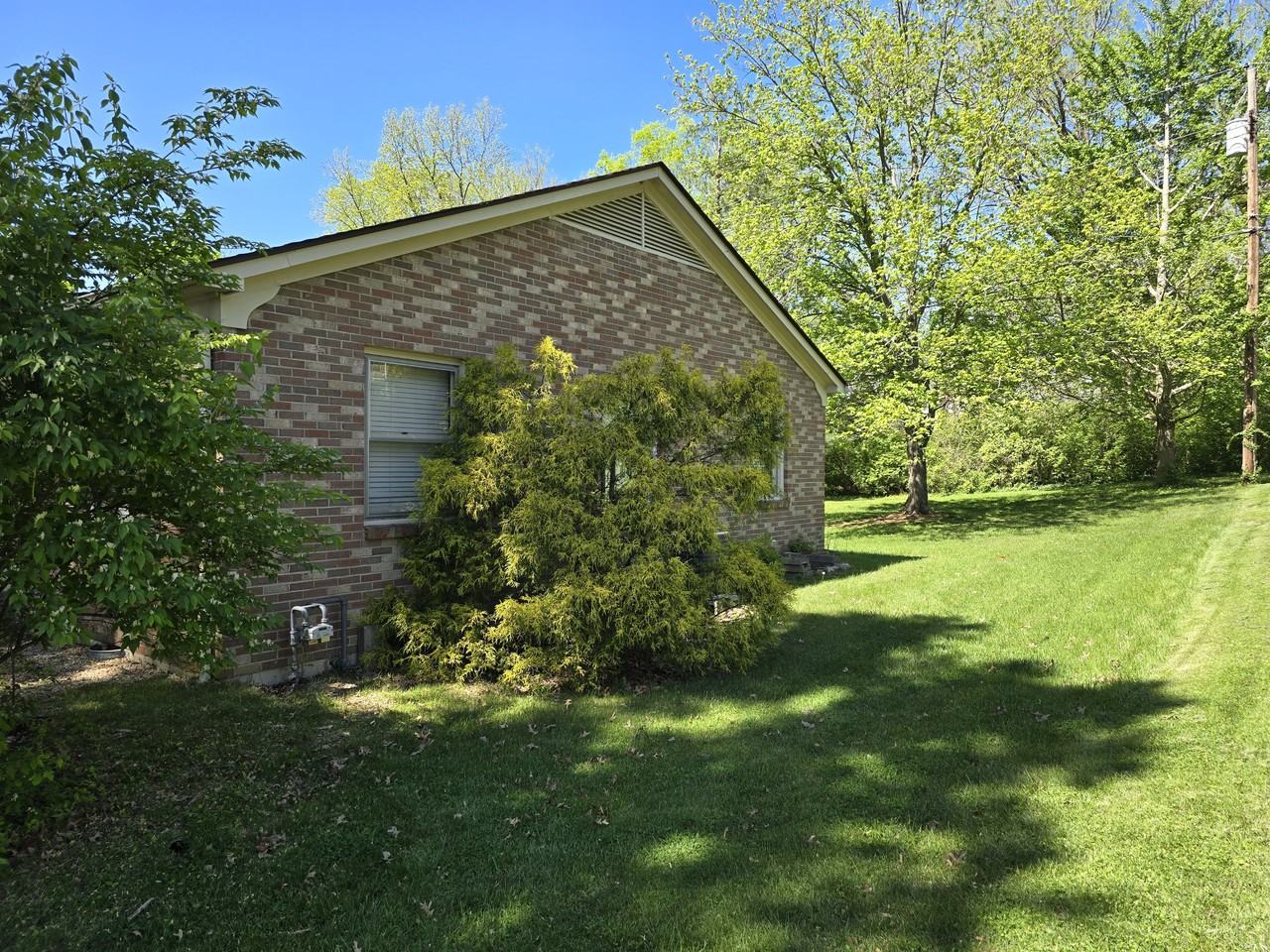 161 Milwood Dr #NA - Photo 3 of 33