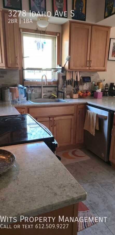 3278 Idaho Ave S - Photo 2 of 10