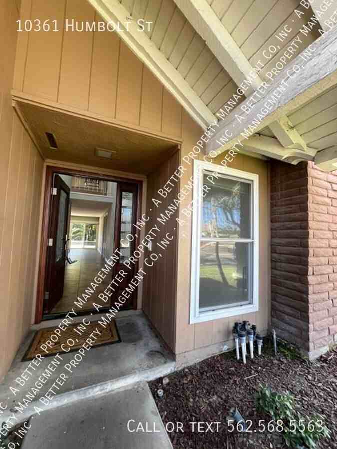 10361 Humbolt St - Photo 2 of 32