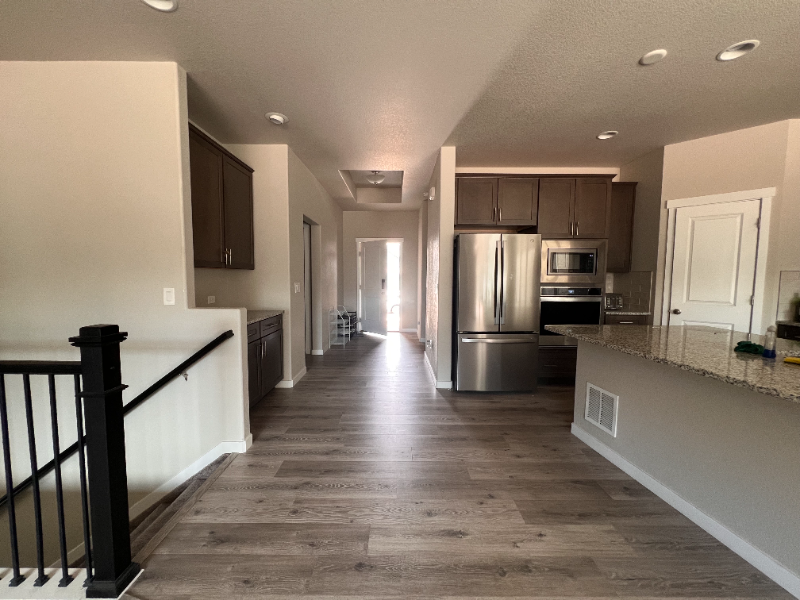 3891 Ivy Hill Dr - Photo 3 of 20