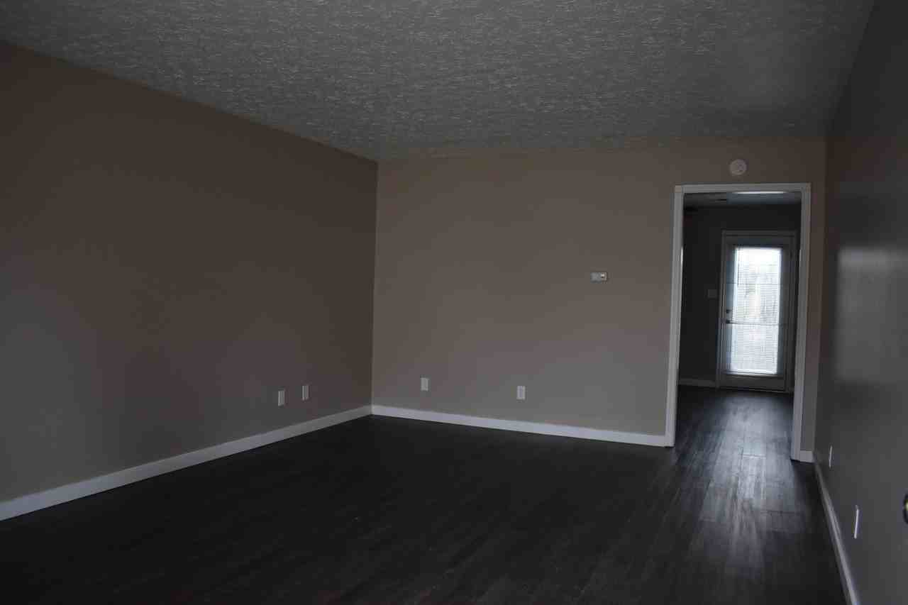 1809 Kraig Dr - Photo 5 of 10