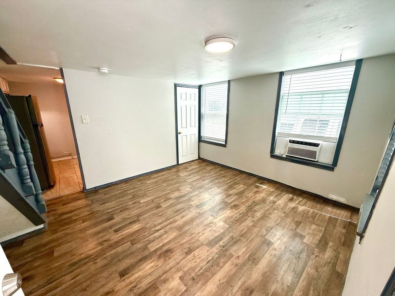 222 Army Blvd - Photo 2 of 16