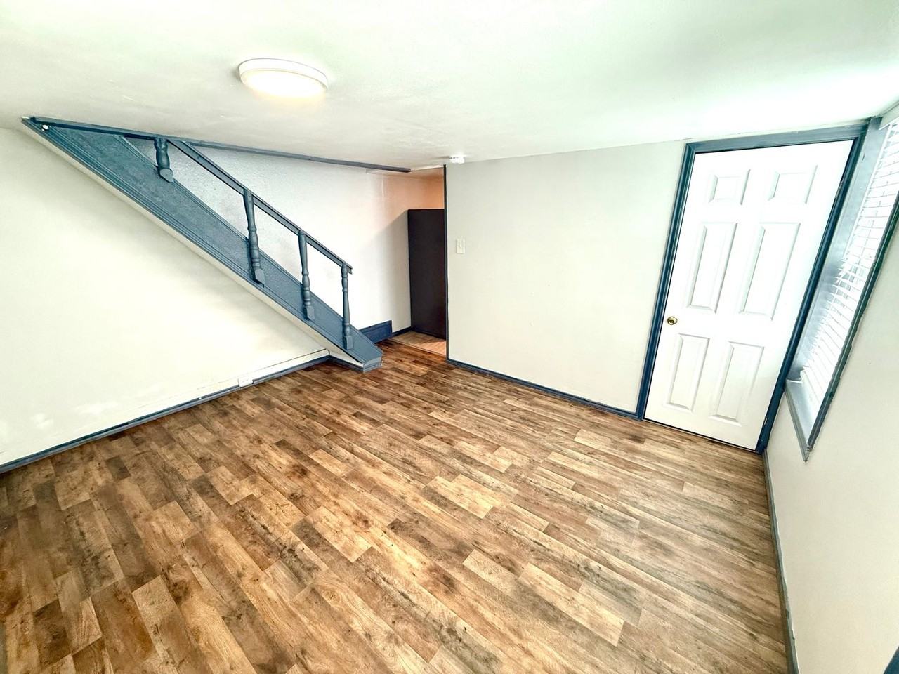 222 Army Blvd - Photo 3 of 16